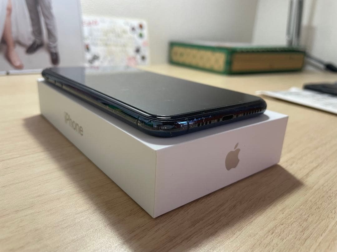 美品 iPhone 11 Pro Max スペースグレー 256gb シムフリー