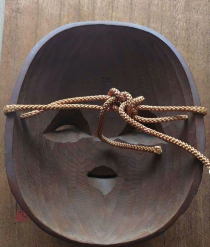 伝統工芸　一位木彫　お福面