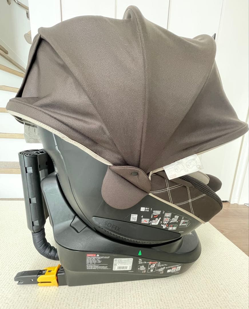 AILEBEBEエールベベ チャイルドシート クルット4iグランス ブラウン