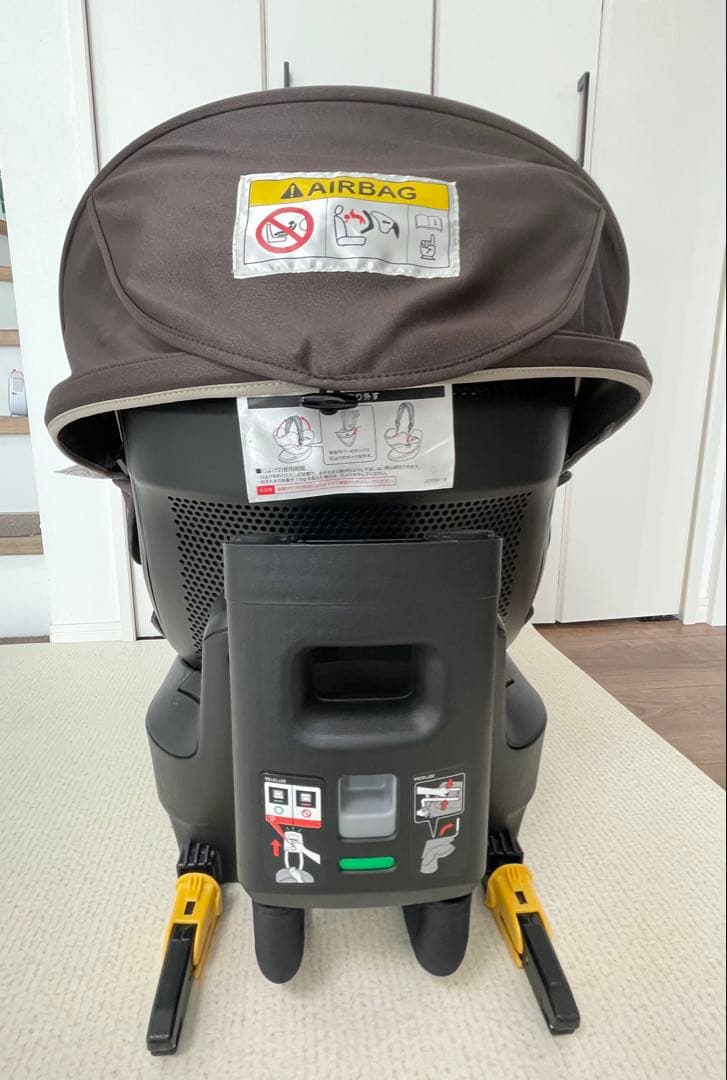 AILEBEBEエールベベ チャイルドシート クルット4iグランス ブラウン