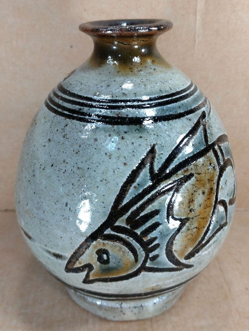 【本物保証】金城次郎 壷屋焼徳利(笑魚2匹) 共箱 人間国宝 壺屋焼 やちむん