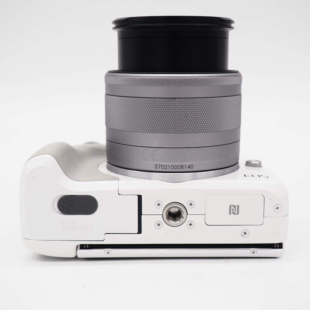 Wi-Fi&自撮り　小型軽量！ canon eos m3 レンズセット