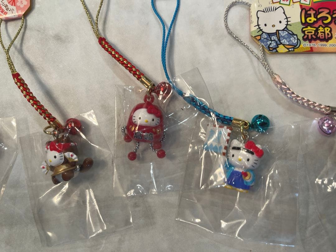 ハローキティ ご当地キティ 根付け　ストラップ 10個セット