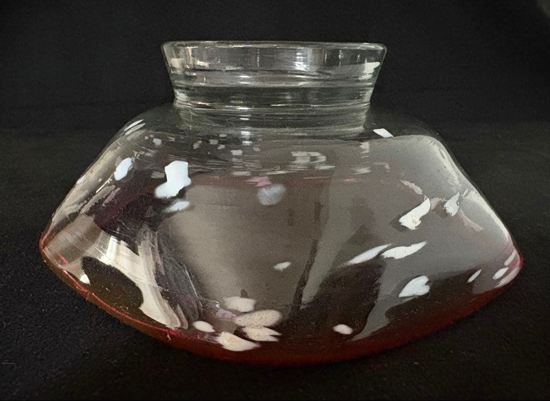 大正ガラス　和ガラス　ウランガラス 桃色縁　白雪模様