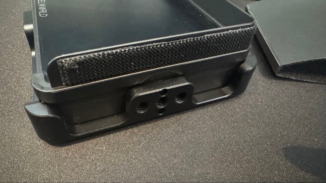 FEELWORLD F6 Plus V2 専用モニターケージ付き