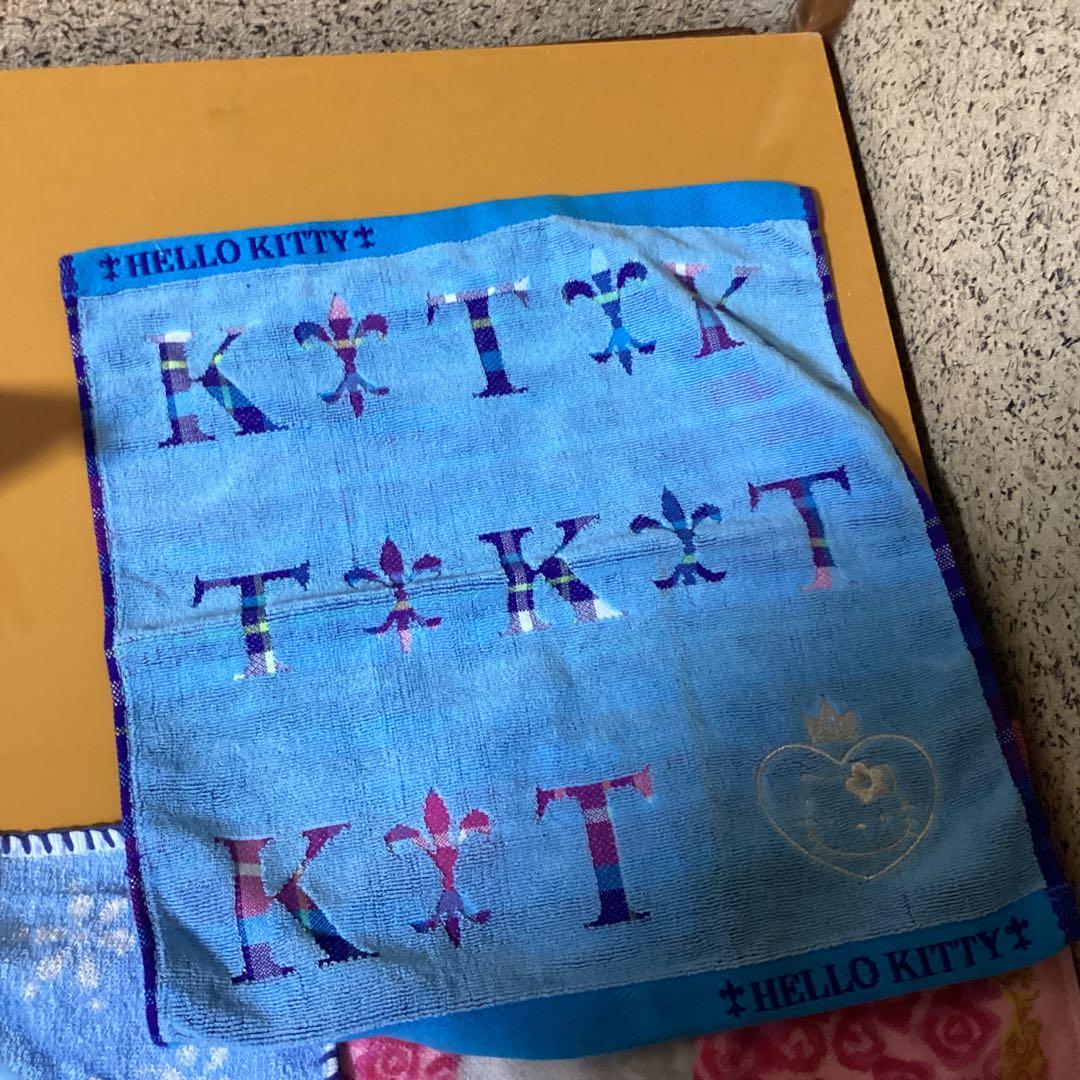 2139 ハローキティハンドタオルセット