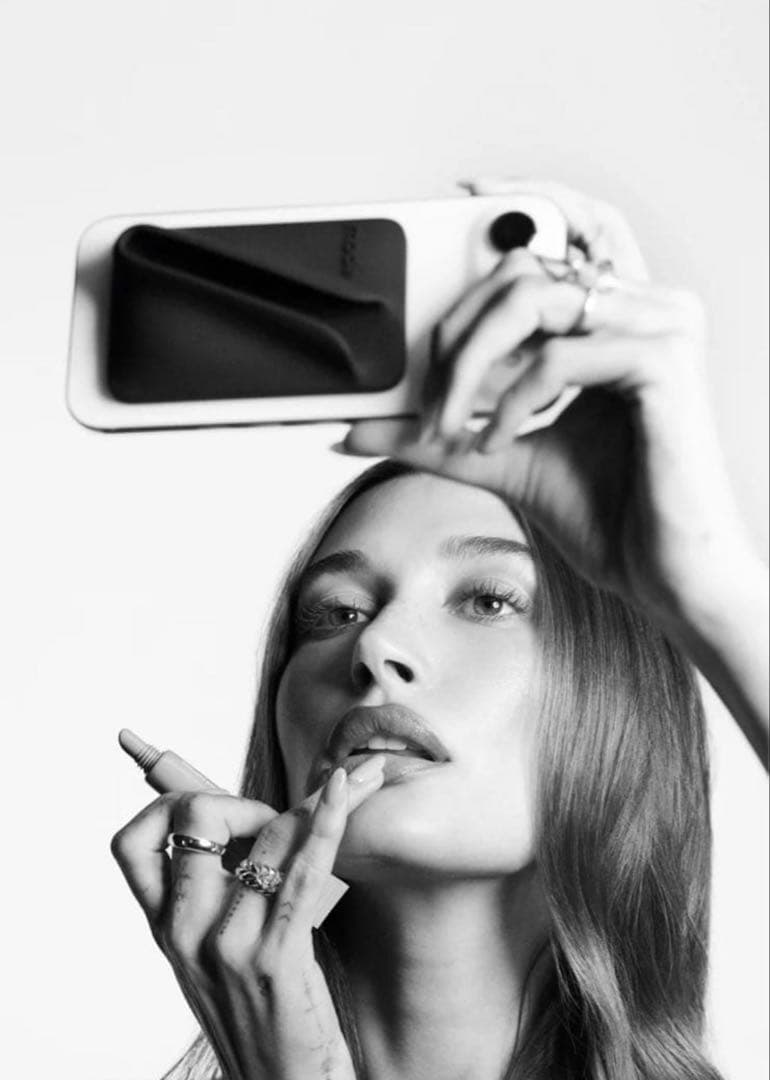 残り2点rhode snap-on lip case 限定カラー 黒