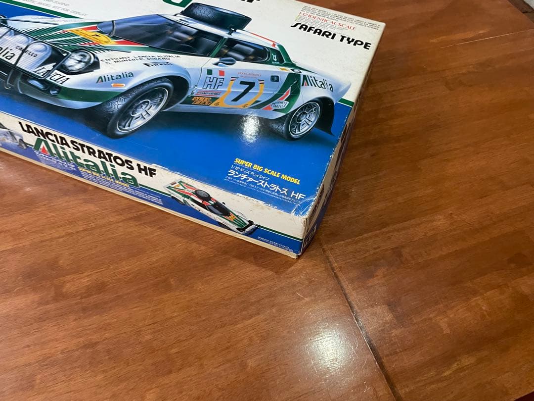 LANCIA STRATOS HF 1/12 スケールモデル