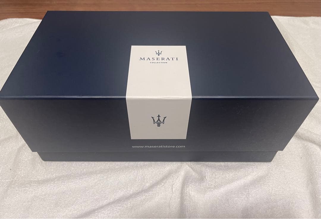 Maserati マセラティ レヴァンテ 1／18 フィギュア