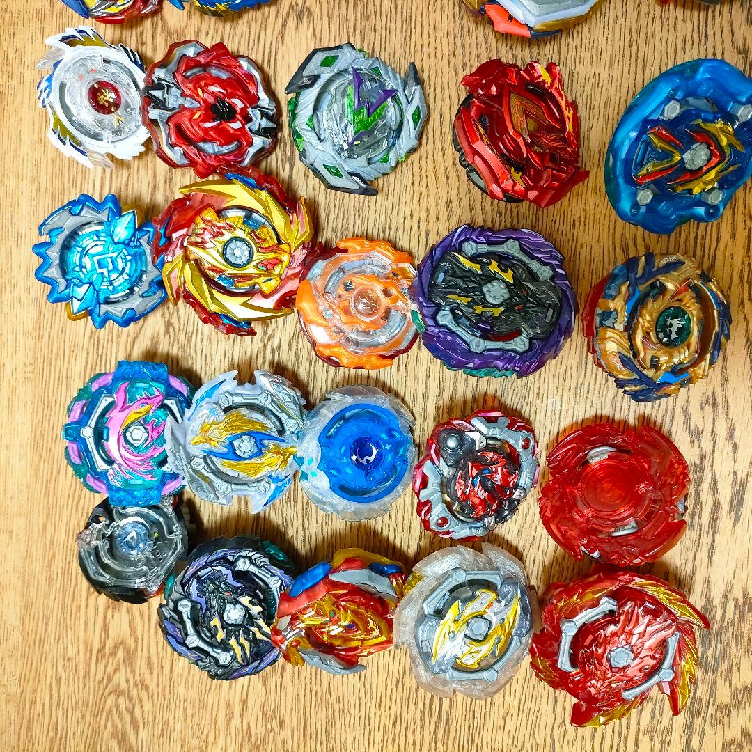 中古品ベイブレード大量まとめて