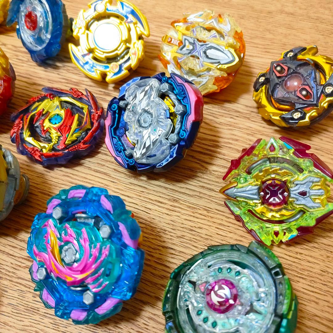 中古品ベイブレード大量まとめて