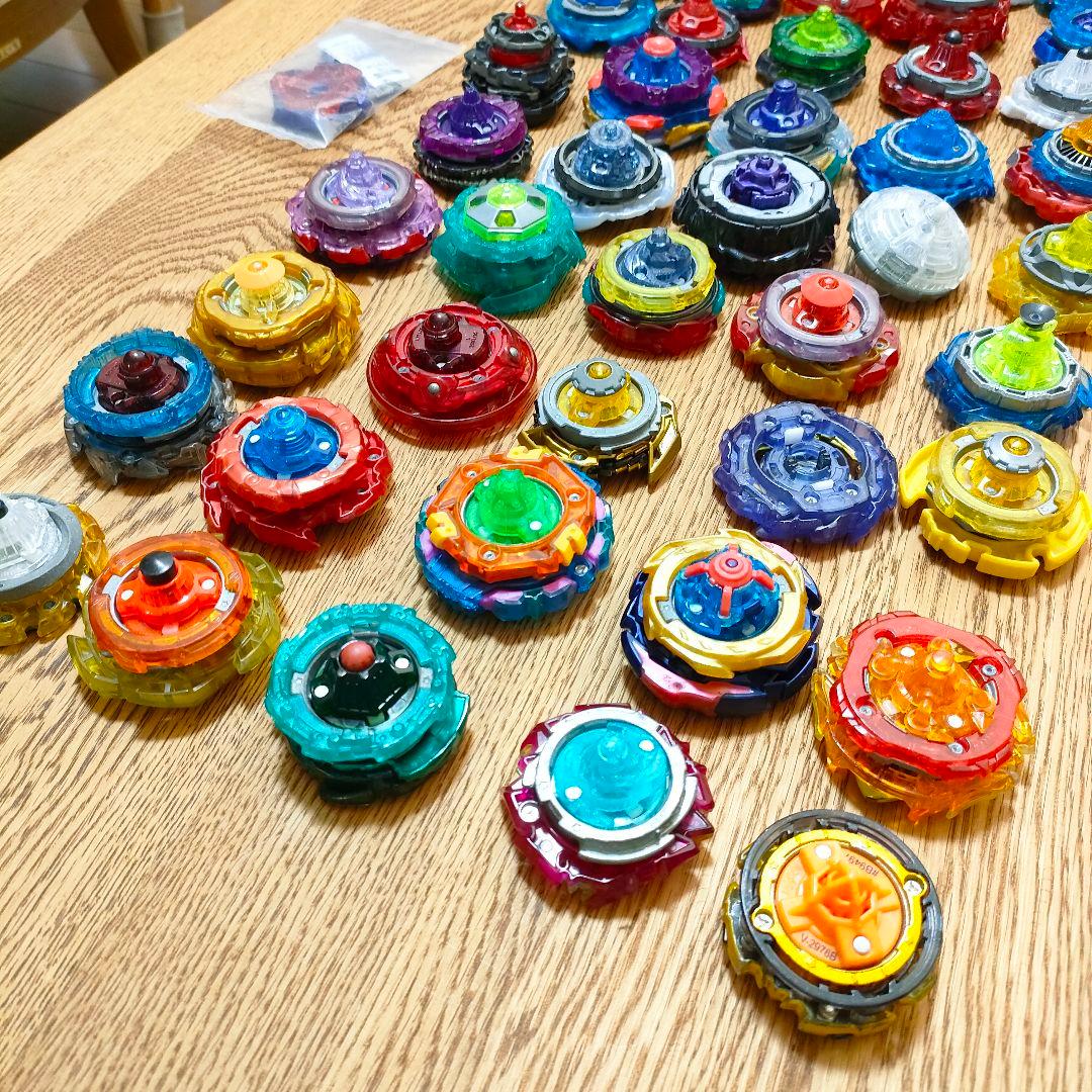 中古品ベイブレード大量まとめて