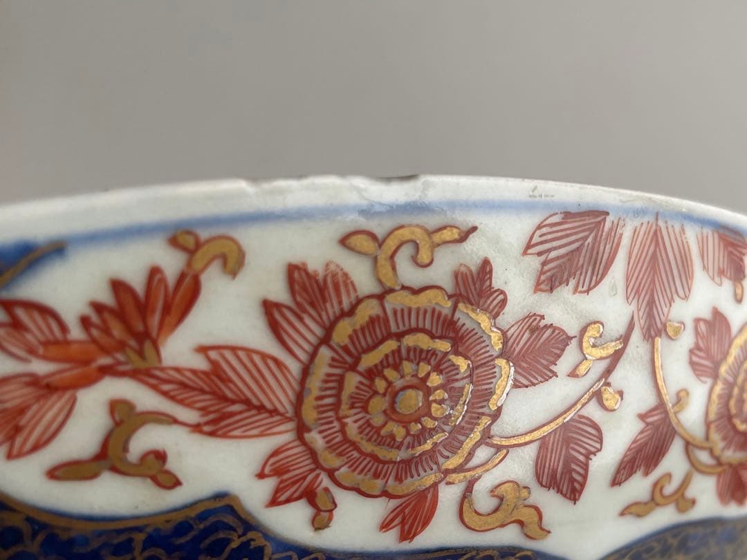 骨董　アンティーク　古伊万里　金襴手　金彩　色絵　花唐草文様　大皿　飾皿　箱なし