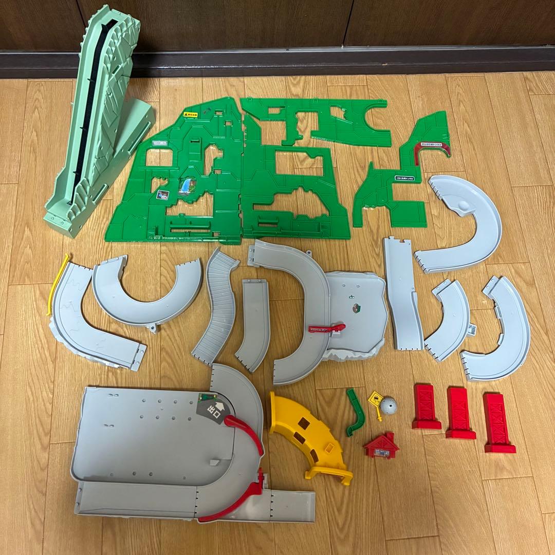 トミカコース2種+消防車+トミカ運搬　まとめ売り