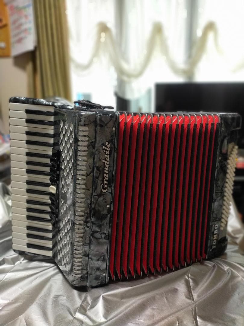 トンボアコーディオン　 Grandaile GT-96（37鍵・96ベース）