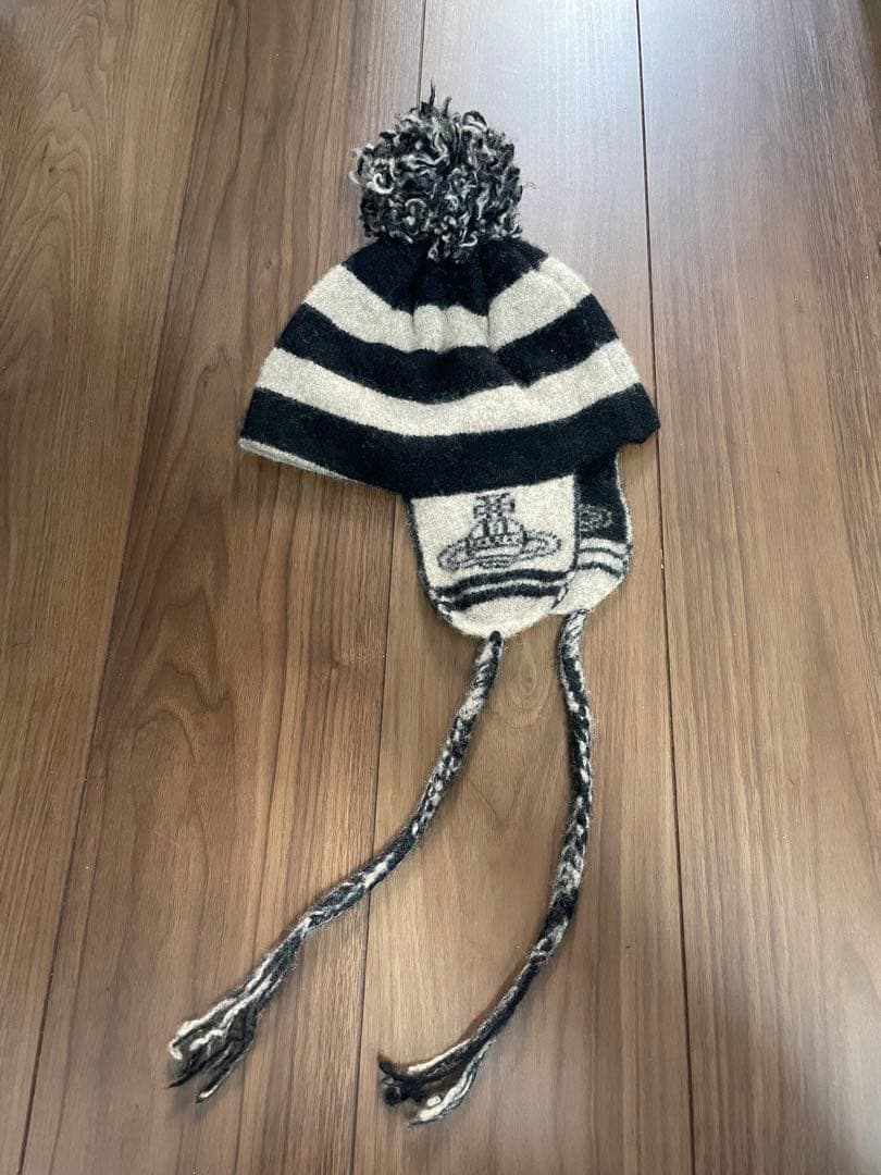 ヴィヴィアン ウエストウッド NANA 映画　シン着用　ニット帽　オーブ