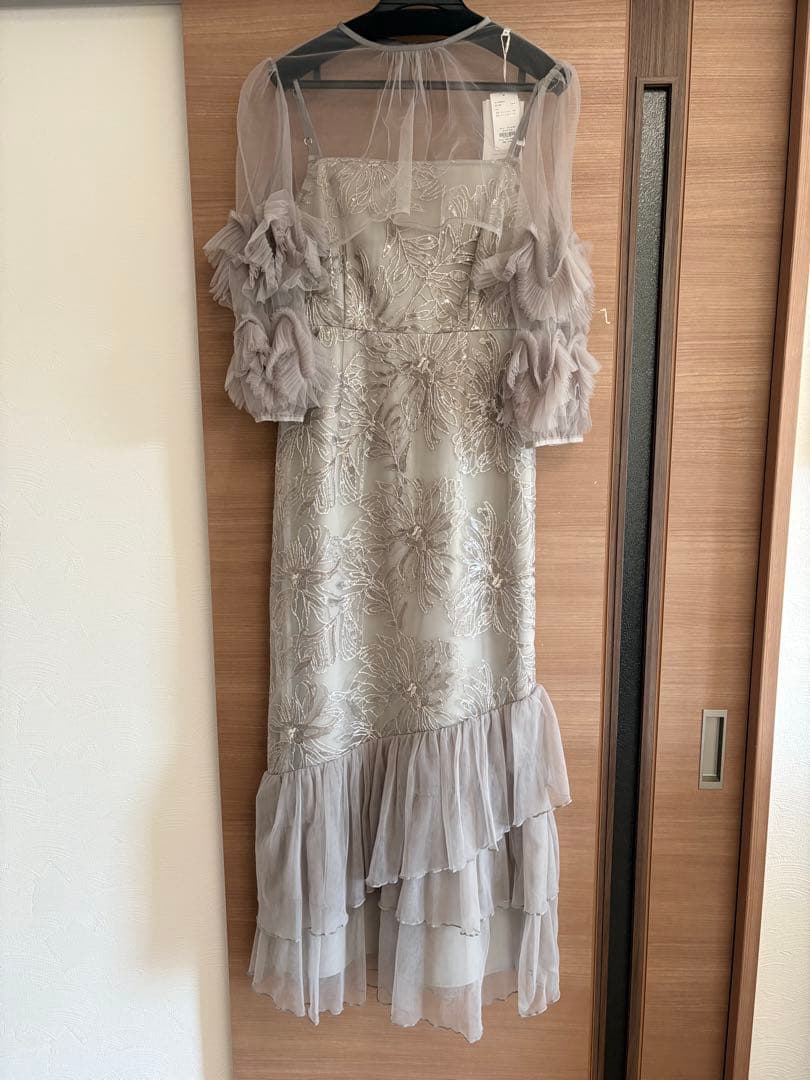 【Leja】フラワースパンコールチュールフリルスリーブIラインワンピース