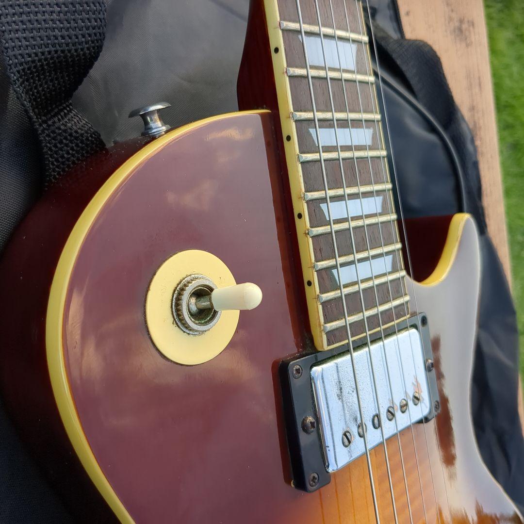 Epiphone Les Paul ギター 擦り傷あり 音出良好今月チューナー付
