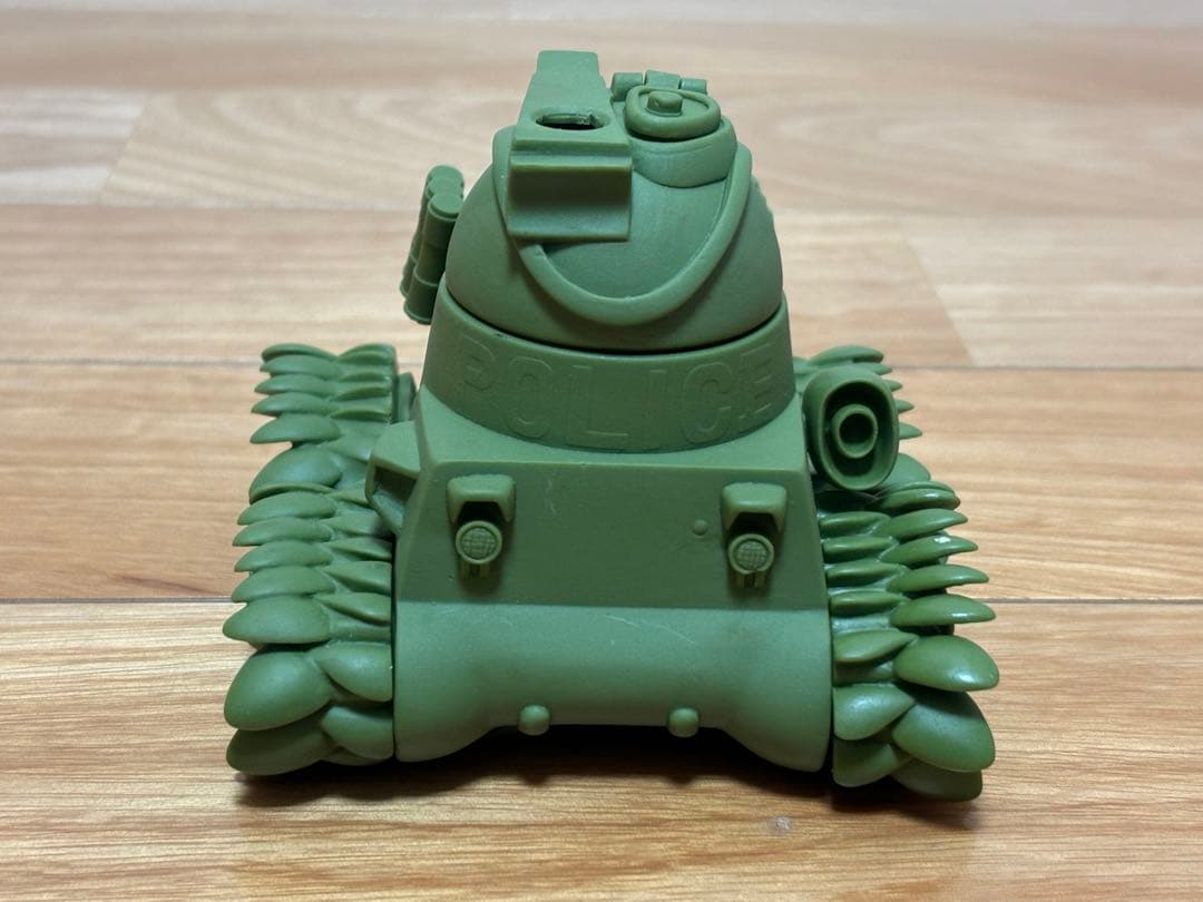 wave 1/24 タンクポリス ボナパルト ドミニオン ソフビ製 訳あり