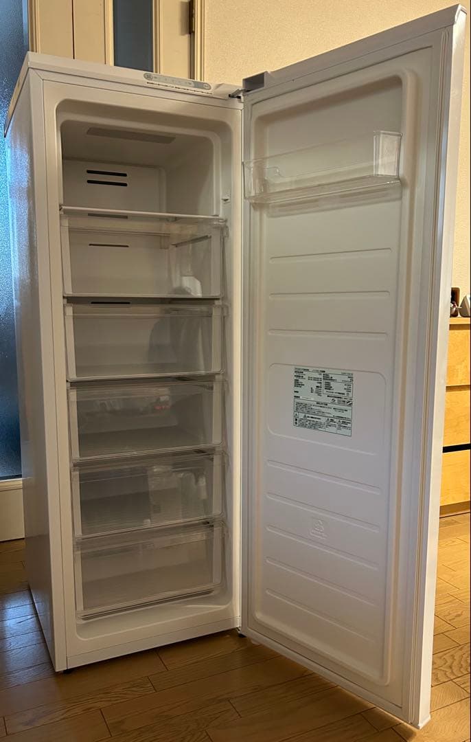 アイリスオーヤマ冷凍庫 IUSN-14A-W 142L