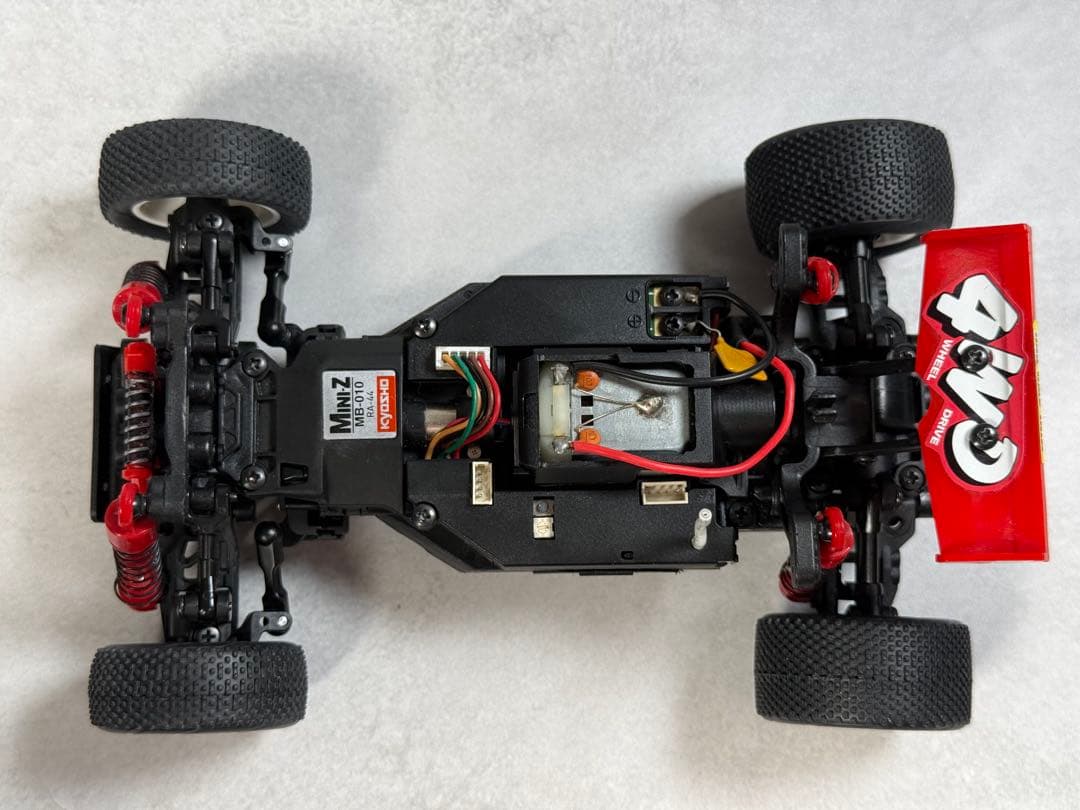 京商 ミニッツバギー MB-010 改造ミニ四駆ホットショットボディ付き