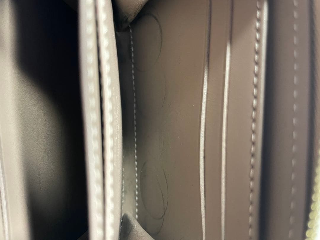 ルイヴィトン　ヴェルニ　ケース　カードケース　ベージュプードル