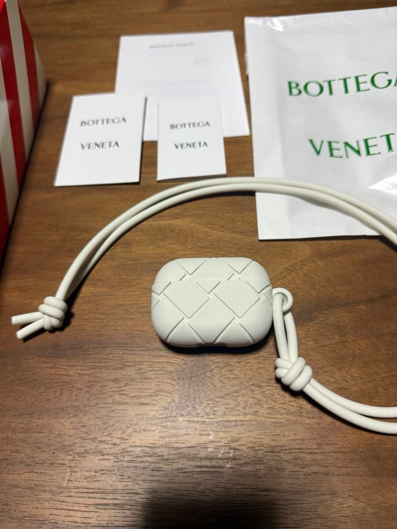 BOTTEGAVENETAボッテガヴェネタエアポッズプロ ケース