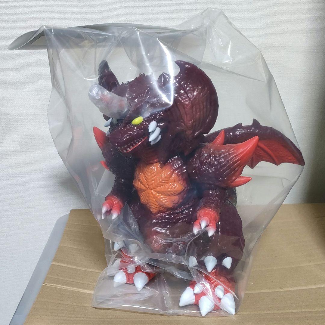 安楽安作 デストロイア 怪獣 ソフビ メディコムトイ ゴジラ