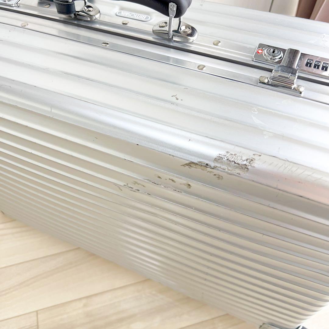 リモワ　廃盤モデル　クラシックフライト　63L 大容量　希少　ジュラルミン　4輪