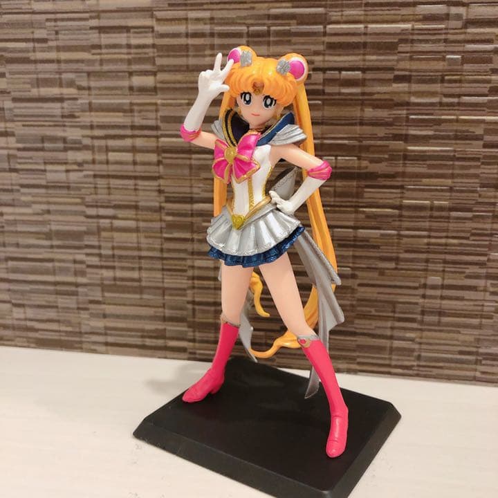 セーラームーン　フィギュア　日本限定　お値下げしました