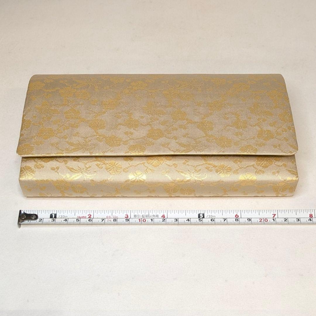 【フォロー割・新品】 和装　クラッチバッグ　西陣織　本金　正絹　金襴　梅　蝶