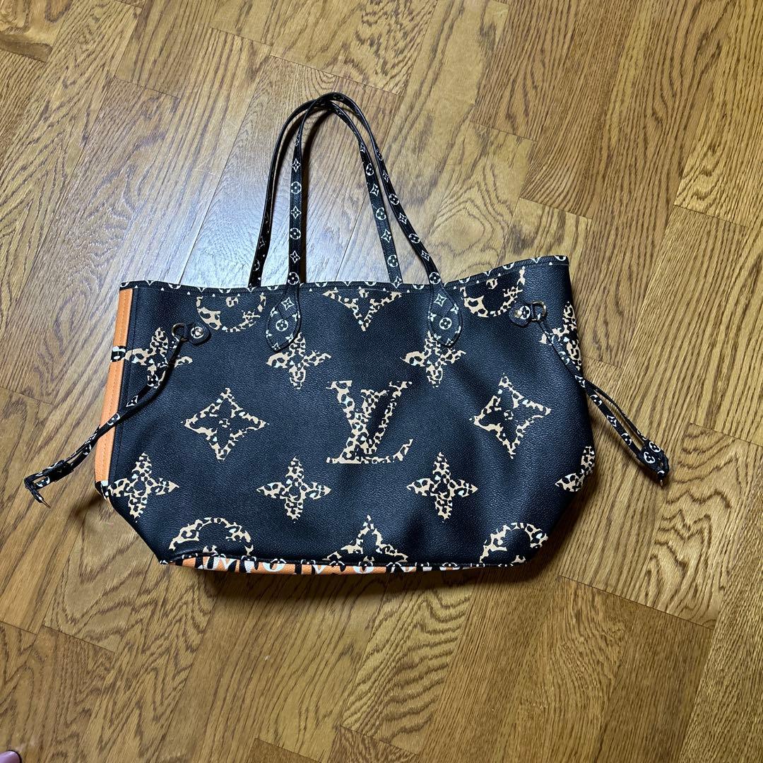 Louis Vuitton レオパードプリント ショルダーバッグ