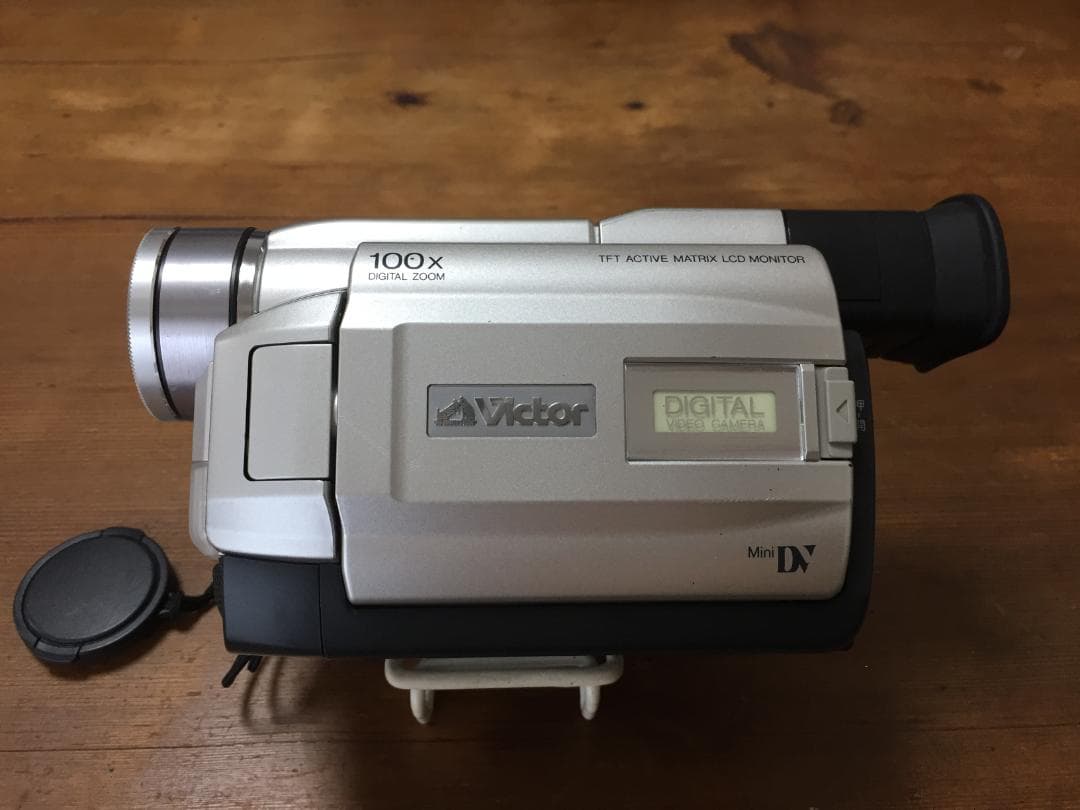 美品 撮影再生ダビングOK　VICTOR　GR-DVA10　付属品有　液晶大画面