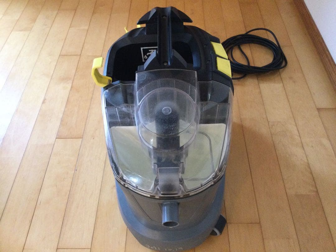 a*a様 【中古】ケルヒャー　業務用　カーペットリンス　クリーナー　　Puzzi