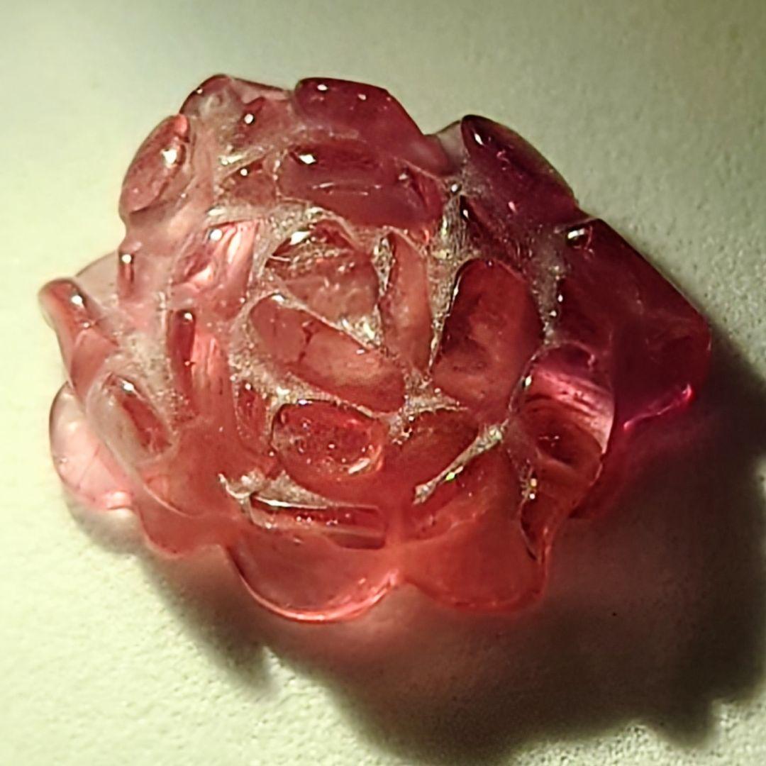 ★ピンクトルマリン 大粒薔薇型ビーズ(SA+)