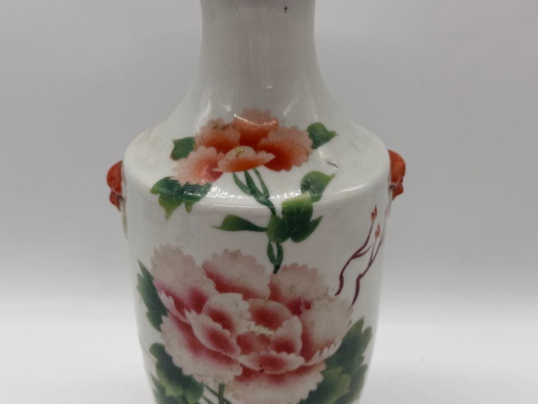 中国　清時代　粉彩　牡丹紋獅子耳瓶　天津興隆出品　送料込み251015