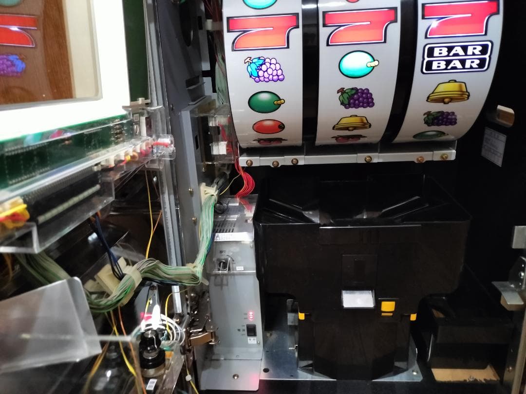 【パチスロ実機】エマ★ニューペガサスブラック【オートプレイ付不要機付】