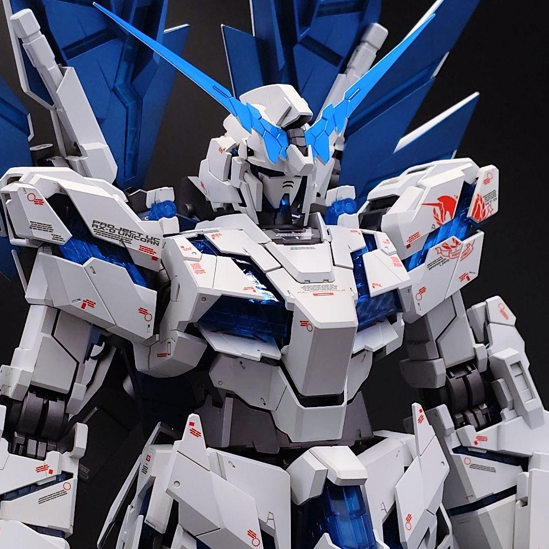 ＰＧ 1/60 ユニコーンガンダム ペルフェクティビリティ　全塗装完成品