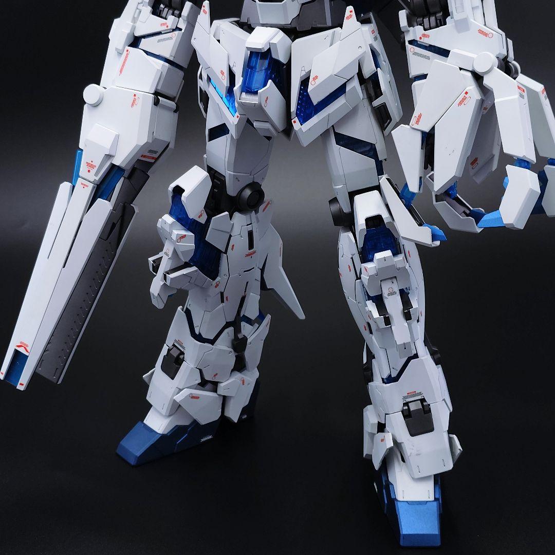 ＰＧ 1/60 ユニコーンガンダム ペルフェクティビリティ　全塗装完成品