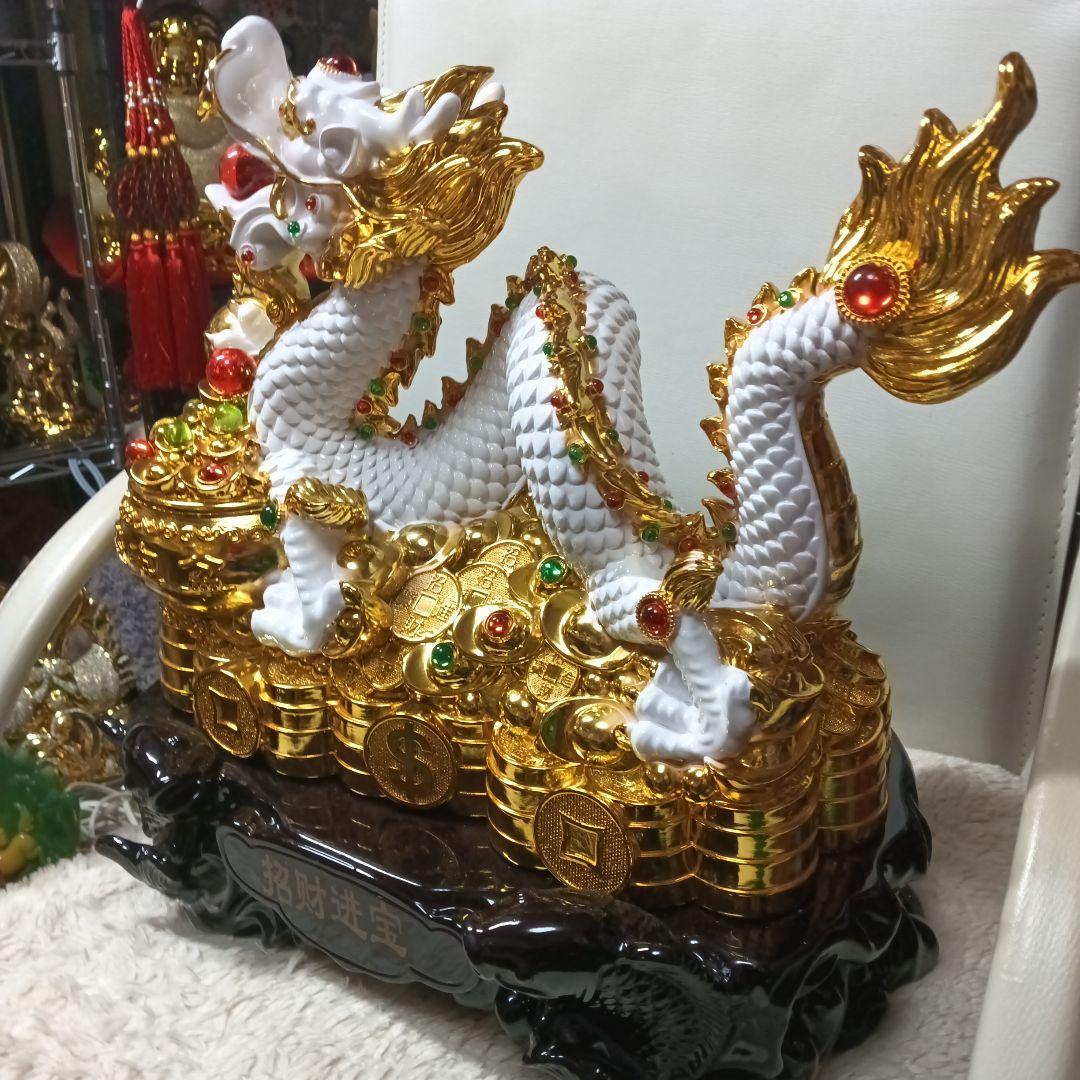 中国工芸品　白色と金色の白龍　ダンシングドラゴン