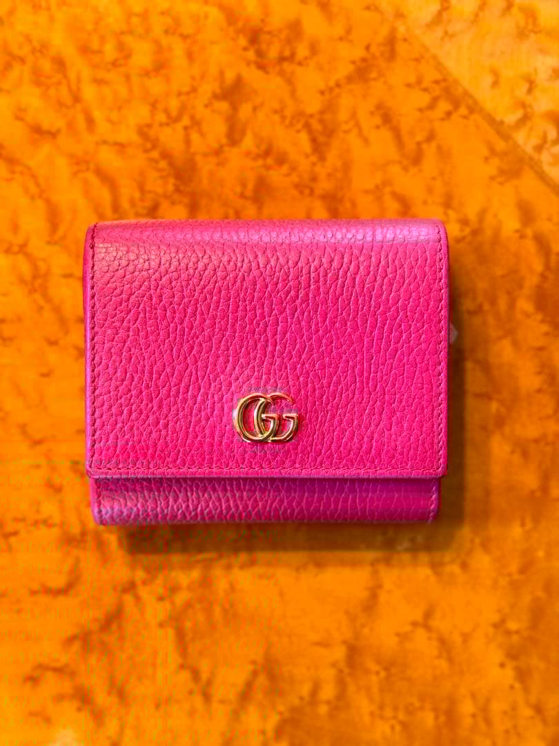 mill様GUCCI 二つ折り　財布　ピンク　GGマーク　マーモント　コンパクト