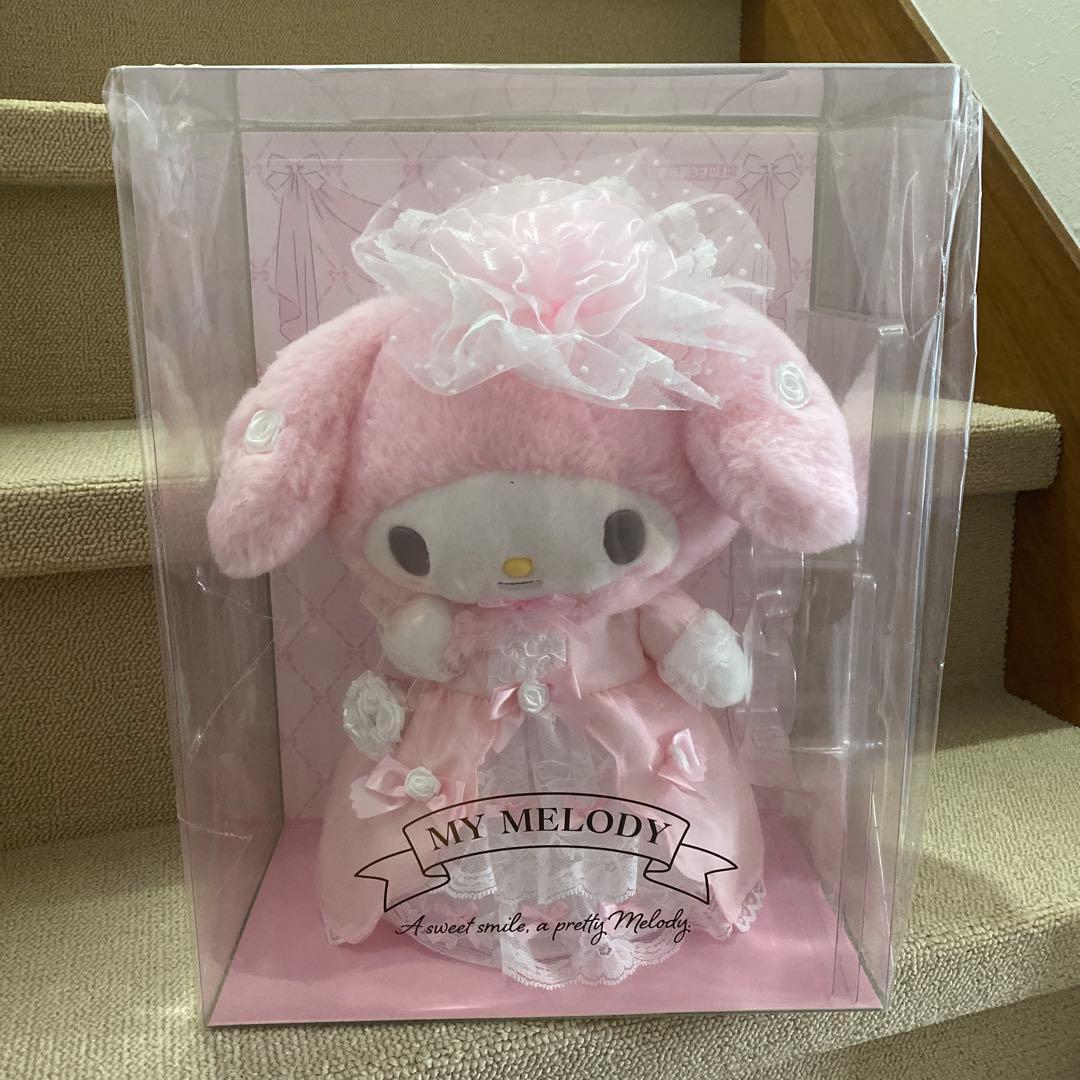 レディマイメロディ　マイメロ　バースデー　サンリオ　ぬいぐるみ