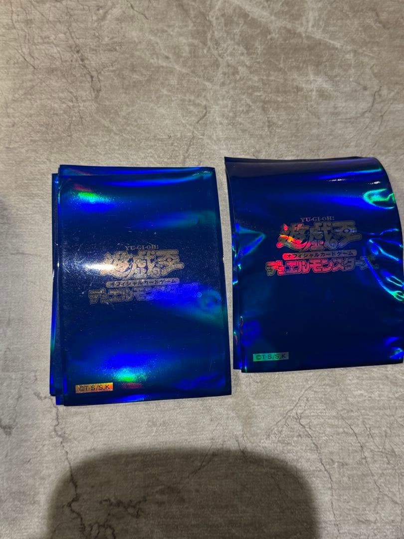 遊戯王OCG スリーブセット 黒116枚　青6枚