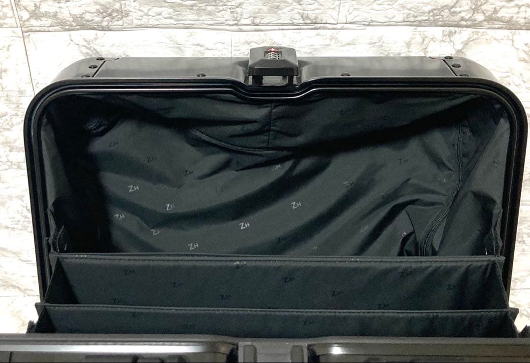 【未使用】ゼロハリバートン Classic Aluminum 3.0 28l