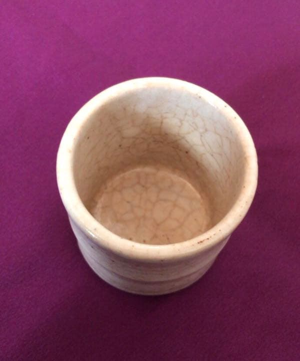 茶道具　梅模様抹茶碗　六兵☆共箱☆おまけお猪口付き