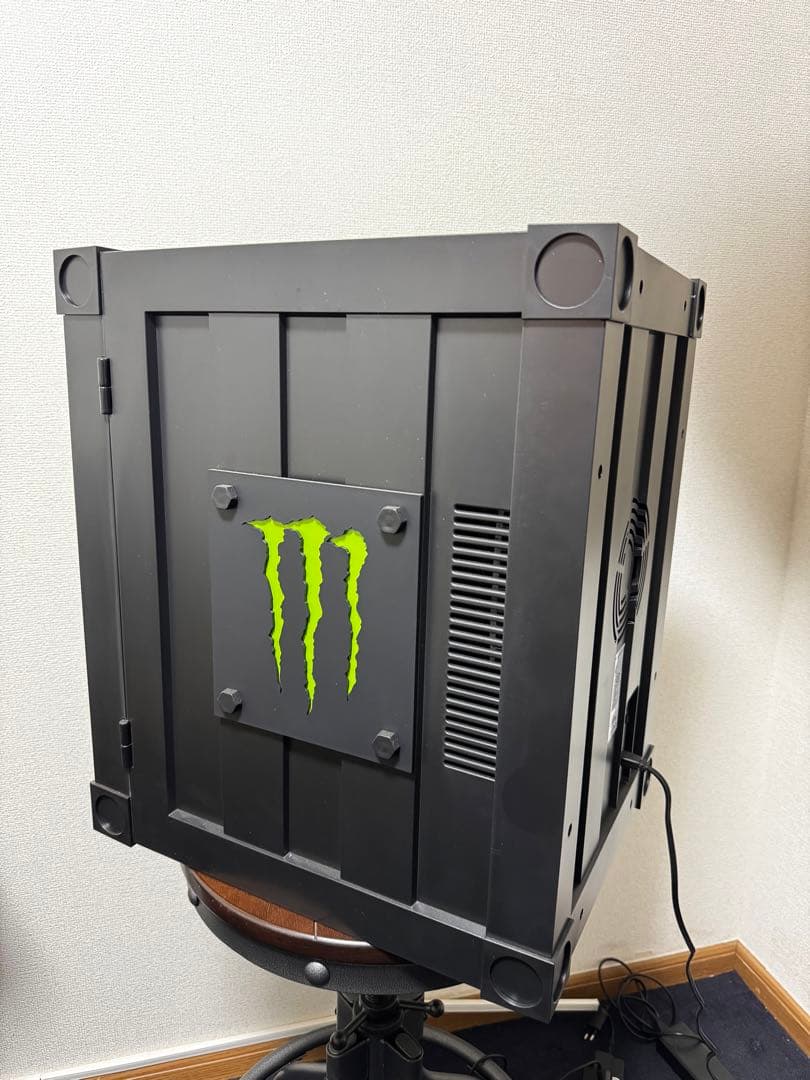 冷蔵庫・冷凍庫 Monster Energy Drink Black Mini Fridge