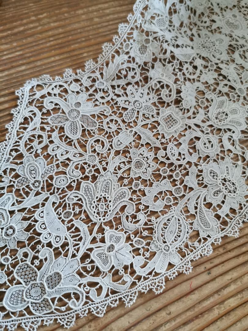 アンティーク イタリア 最上の精緻 ブラーノレース ポワンドヴェニス 付け襟