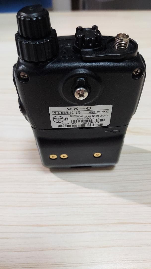 Yaesu VX-6 中古