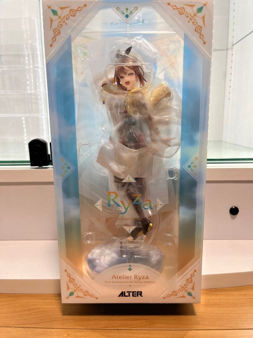 ライザ　フィギュア