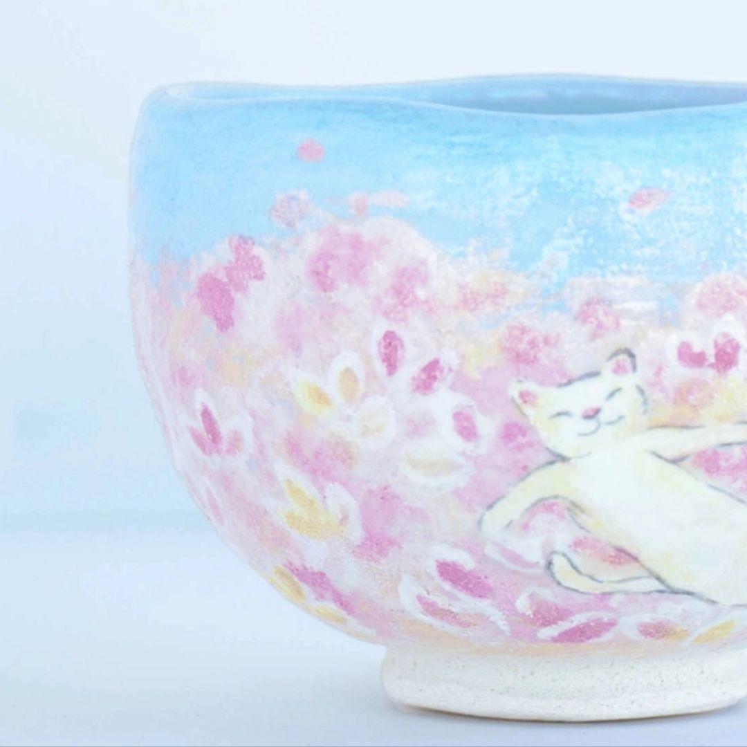 新春◇楽焼〚夢見る猫〛抹茶碗　茶道具　季節茶碗　楽入印　手描き